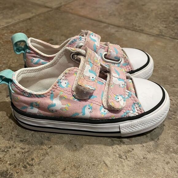 Converse Chuck Taylor All Star Pink Unicorn Low Top Sneaker Infant Size US 6 - Picture 11 of 14